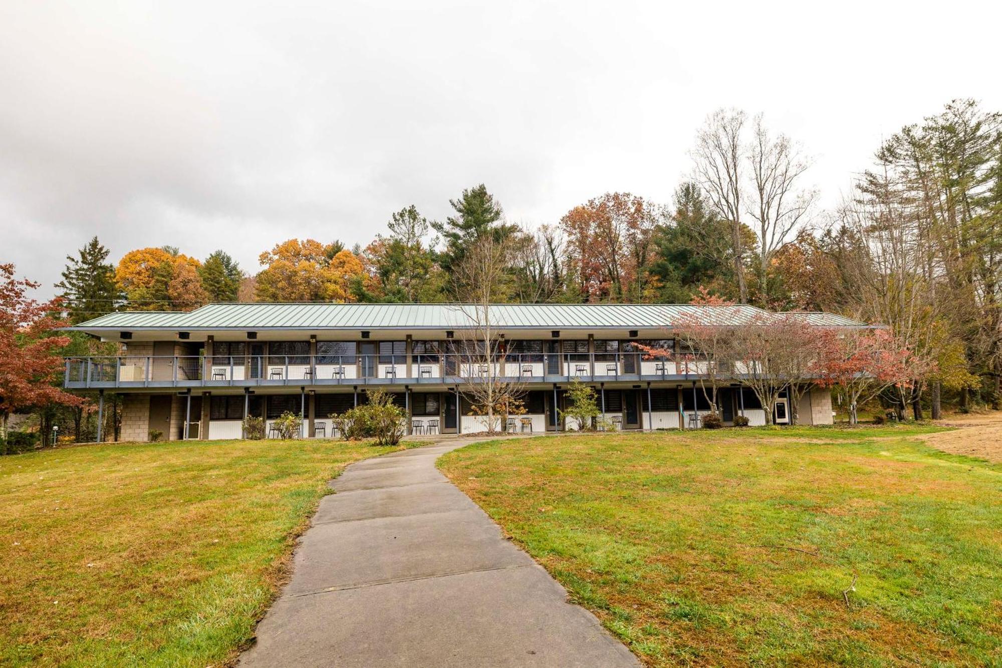 Waynesville Inn And Golf Club, Tapestry Collection By Hilton Exterior foto