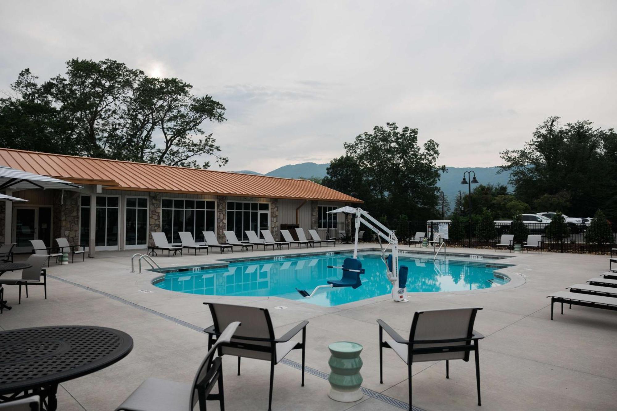 Waynesville Inn And Golf Club, Tapestry Collection By Hilton Exterior foto